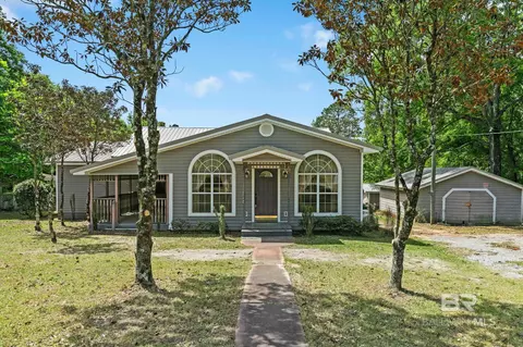 275 Howell Dr, Mount Vernon, AL 36560