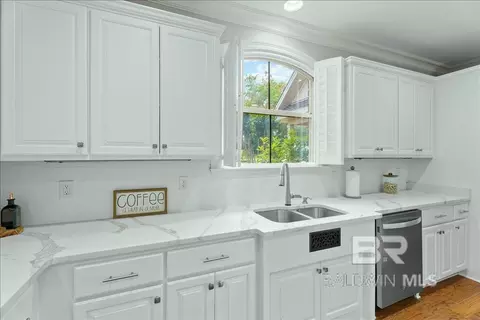 Kitchen - 11413 Halcyon Loop, Daphne, AL 36526 photo 6 of 7