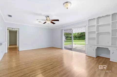 Living - 1182 Ginger Dr, Mobile, AL 36693 photo 6 of 7