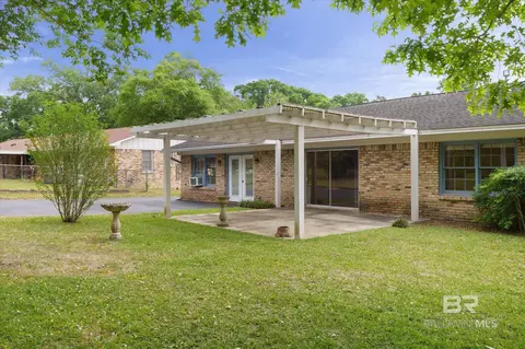 Exterior - 1182 Ginger Dr, Mobile, AL 36693 photo 4 of 7