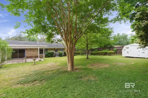 Exterior - 1182 Ginger Dr, Mobile, AL 36693 photo 5 of 7