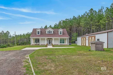 30757 Brady Rd, Robertsdale, AL 36567