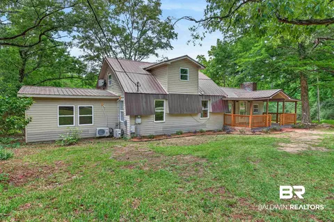 23499 Cowling Rd, Robertsdale, AL 36567