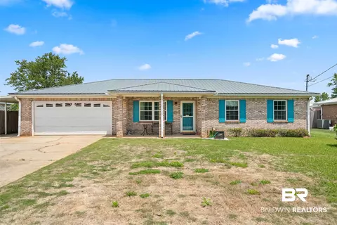 502 W Ariel Ave, Foley, AL 36535