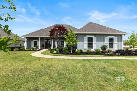 10847 Secretariat Blvd, Daphne, AL 36526