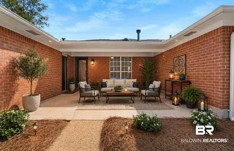 7620 Meadows Dr, Mobile, AL 36619 photo 3