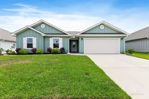 22272 Early Dawn Cir, Foley, AL 36535