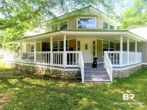19210 Highway 90, Robertsdale, AL 36567