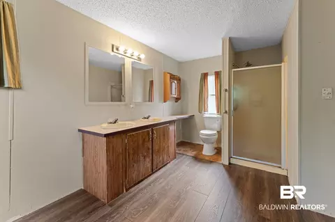 Bath - 24960 Pompano Dr #7, Elberta, AL 36530 photo 1 of 3