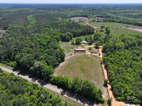 99 Johnston Ln, Evergreen, AL 36401