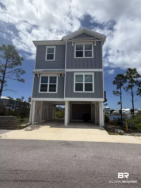 24212 Pepper Ln, Orange Beach, AL 36561