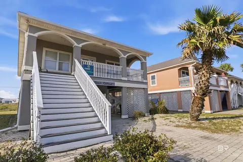 565 Harbor Light Cir, Gulf Shores, AL 36542