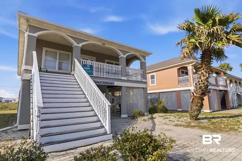 565 Harbor Light Cir, Gulf Shores, AL 36542