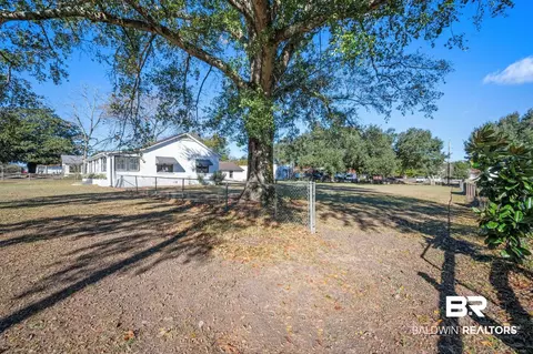 Exterior - 25121 State St, Elberta, AL 36530 photo 9 of 9