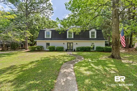 Exterior - 559 E Cumberland Rd, Mobile, AL 36608 photo 12 of 12