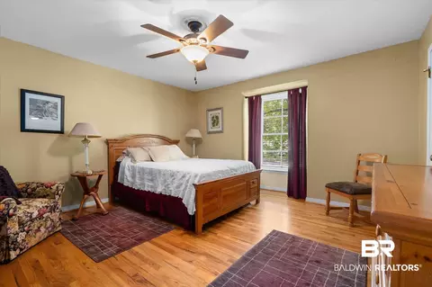 Bedroom - 559 E Cumberland Rd, Mobile, AL 36608 photo 4 of 6