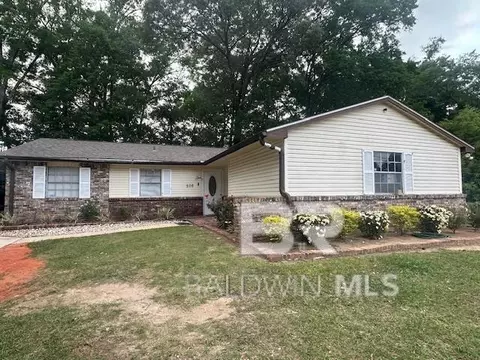 506 Nantucket Cir, Mobile, AL 36609