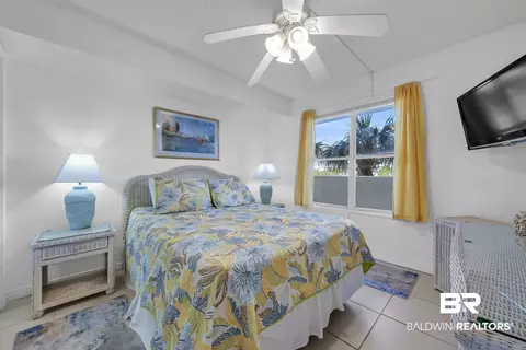 Bedroom - 645 Plantation Rd #6205, Gulf Shores, AL 36542 photo 1 of 3