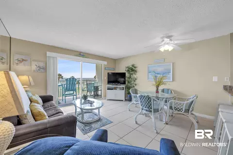 Living - 645 Plantation Rd #6205, Gulf Shores, AL 36542 photo 1 of 1