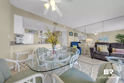 Dining - 645 Plantation Rd #6205, Gulf Shores, AL 36542 photo 5 of 5