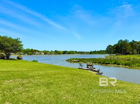 9328 Lakeview Dr, Foley, AL 36535
