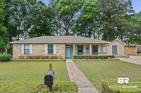 8731 Dutch Valley Ct, Mobile, AL 36695