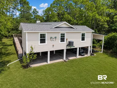 14264 Massey Dr, Pensacola, FL 32507