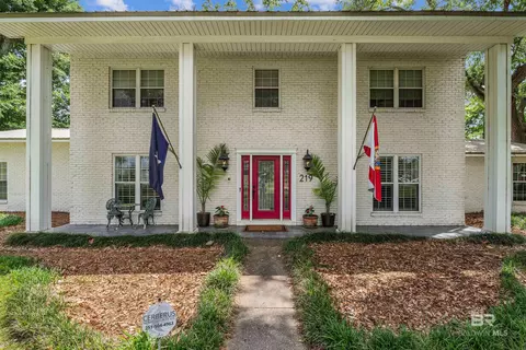 219 W Rosetta Ave, Foley, AL 36535