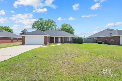 3181 Bloomington Dr, Mobile, AL 36695