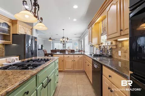 Kitchen - 32301 River Rd, Orange Beach, AL 36561 photo 4 of 5