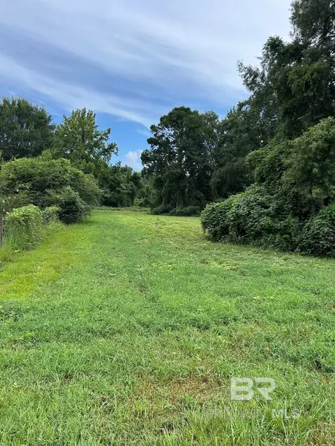 731 W Railroad St, Bay Minette, AL 36507