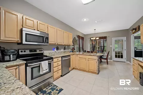 150 Lakeview Loop, Daphne, AL 36526 photo 10