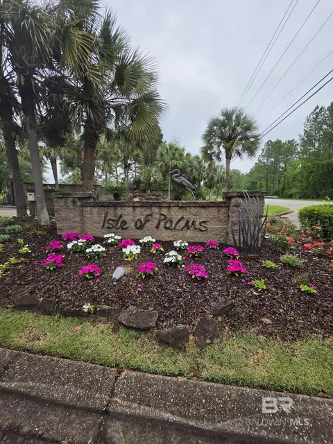 3040 W Canary Island Dr, Mobile, AL 36695
