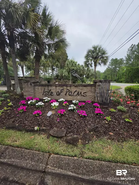 3040 W Canary Island Dr, Mobile, AL 36695