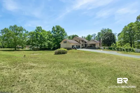 20 Canterbury Rd, Monroeville, AL 36460