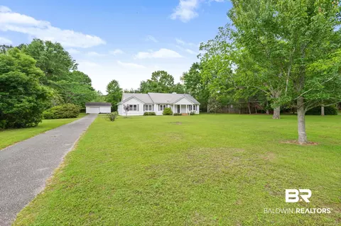 23295 College Ave, Robertsdale, AL 36567
