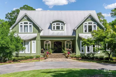 904 Sea Cliff Dr, Fairhope, AL 36532