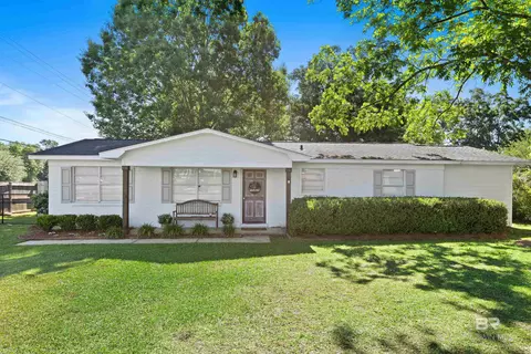 23218 Pecan St, Robertsdale, AL 36567