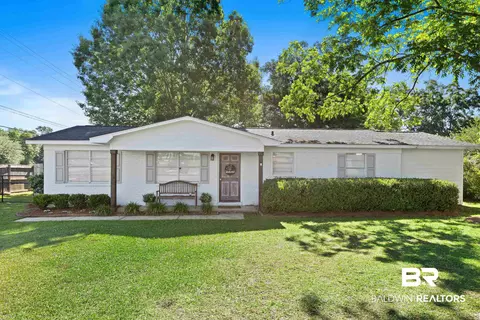 23218 Pecan St, Robertsdale, AL 36567