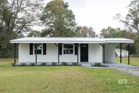 106 W 14th St, Bay Minette, AL 36507