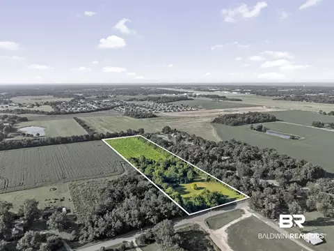 9590 County Road 34, Fairhope, AL 36526