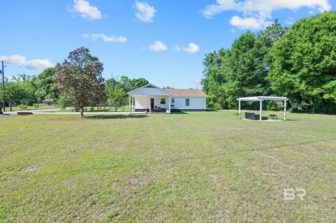 Exterior - 2850 Pretty Branch Dr, Mobile, AL 36618 photo 4 of 6