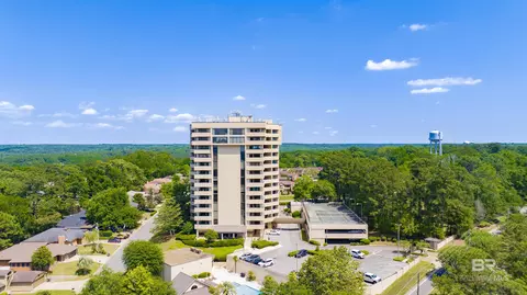 100 Tower Dr #703, Daphne, AL 36526