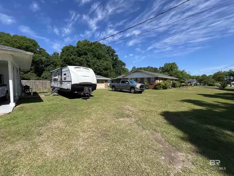 Exterior - 707 E Horner St, Atmore, AL 36502 photo 9 of 9