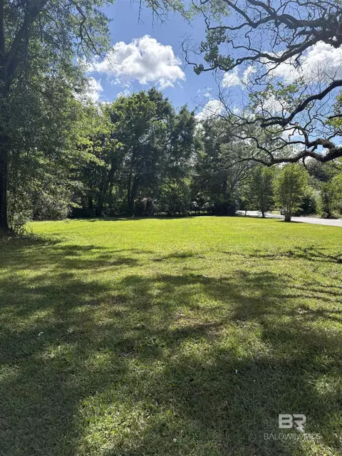1425 Next St, Mobile, AL 36617
