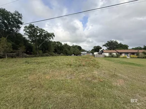 10254 Longview Dr, Foley, AL 36535