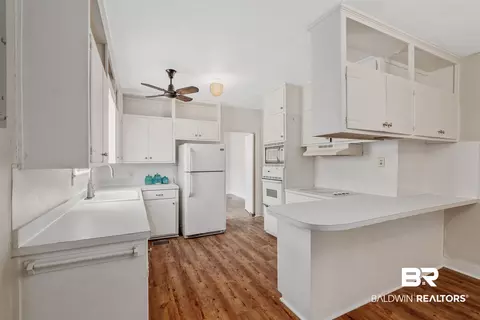 Kitchen - 137 Hyland Ave, Mobile, AL 36607 photo 1 of 4