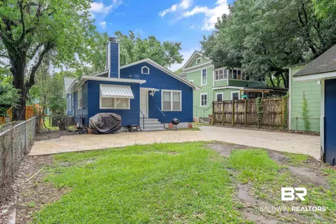 Exterior - 137 Hyland Ave, Mobile, AL 36607 photo 6 of 10