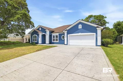9552 Westgate Cir, Pensacola, FL 32507