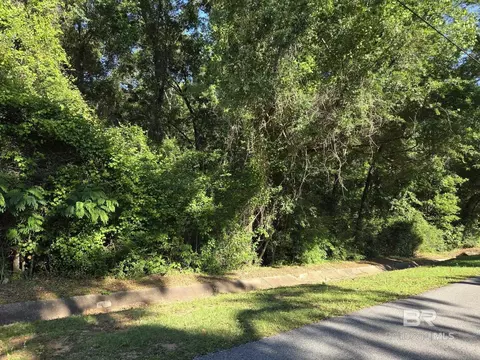 119986 Locke Ln, Daphne, AL 36526